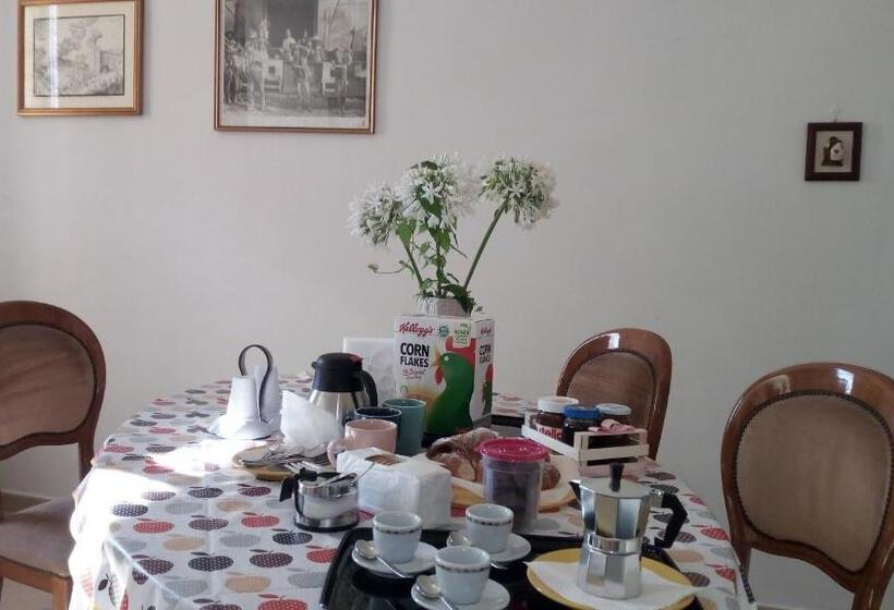 مبيت وإفطار Annabella S Country House