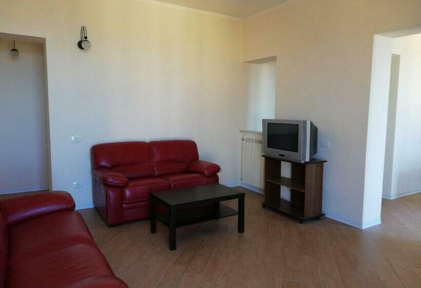 تختخواب و صبحانه Backpackers