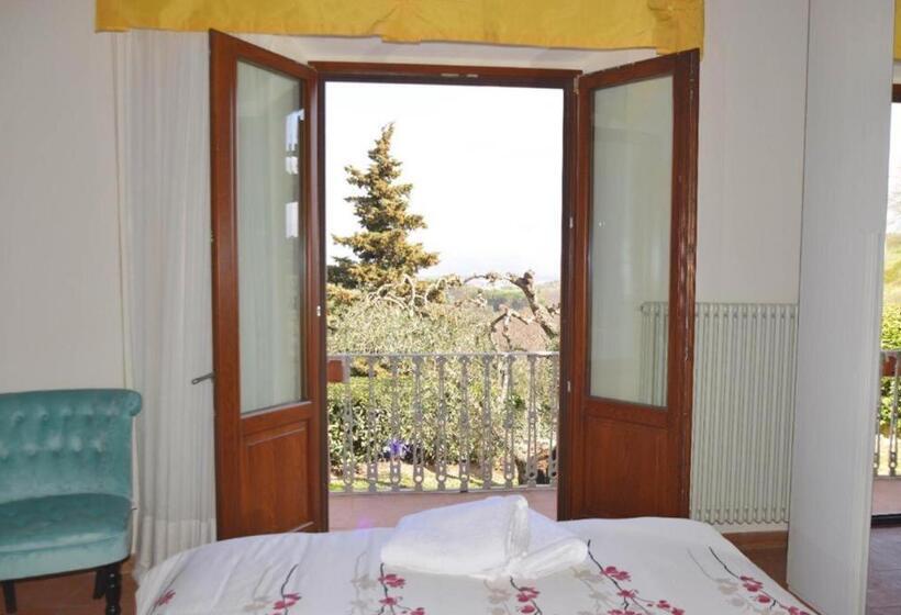 مبيت وإفطار La Valle Di Anna