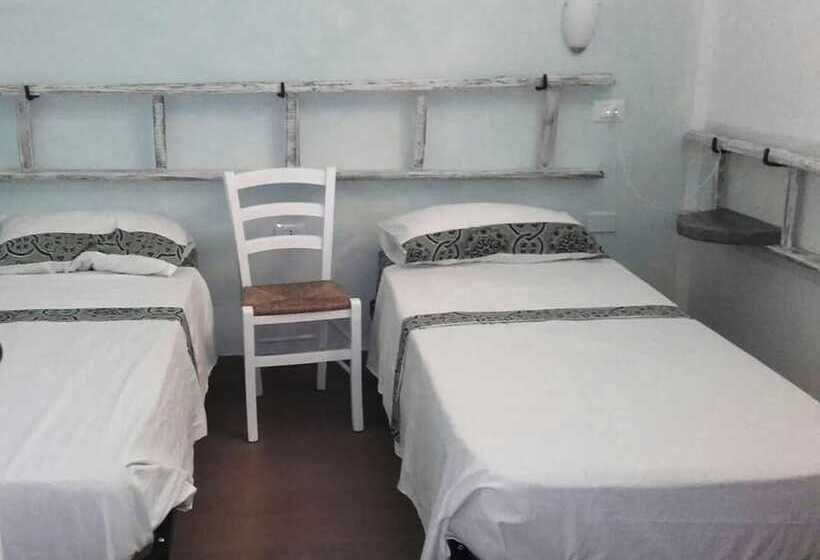 Blue And Blue Luxury Bed & Breakfast
