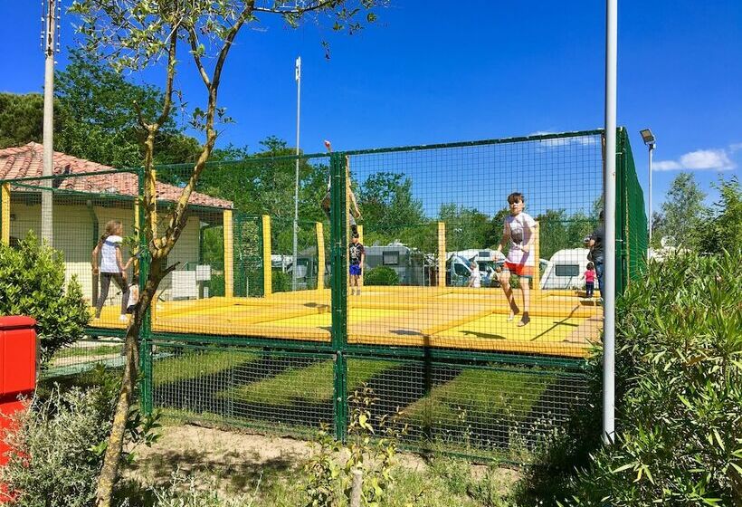 هتل Greenchalets Toskana Viareggio   Campsite