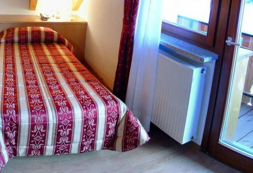 فندق Spartiacque