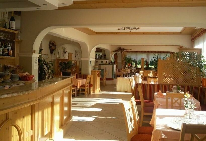 فندق Spartiacque