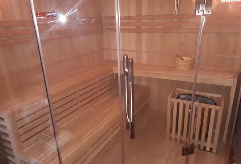 تختخواب و صبحانه Dimora Charleston Lecce Parcheggio Privato In Loco Gratis