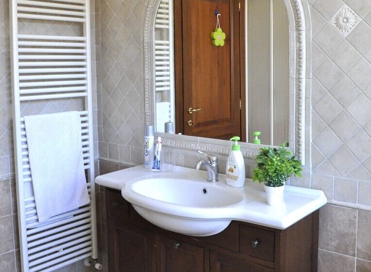 B&b Home Larina