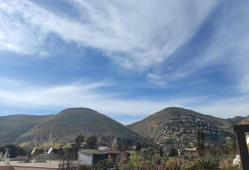 تختخواب و صبحانه Camera A Palermo