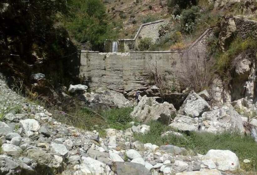 مبيت وإفطار La Meta Eccelsa