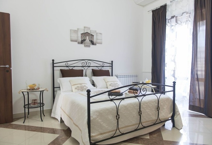 تختخواب و صبحانه Laetitia Guest House32