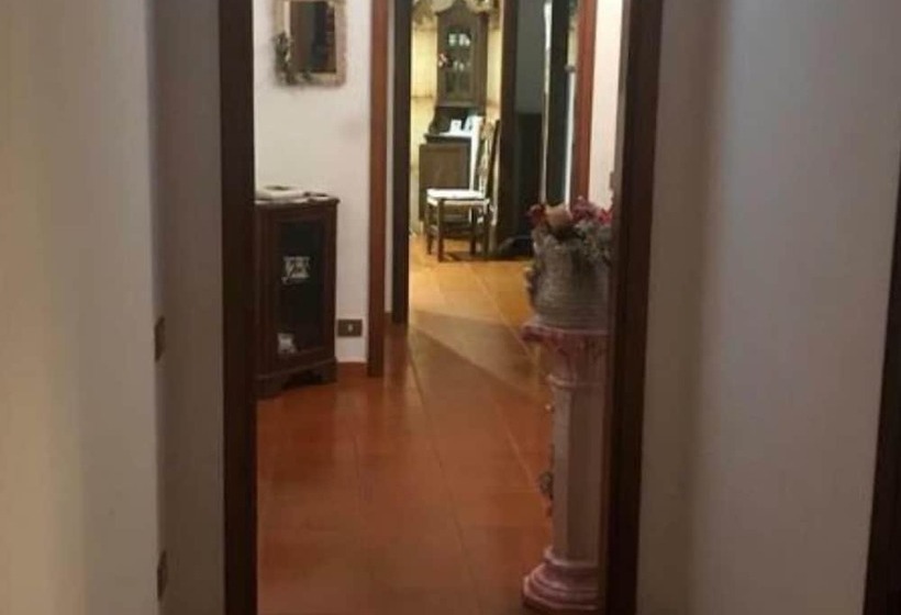 ベッドアンドブレックファースト Villa Meravigliosa Apartments   Nettuno   Nature & Sea Retreat