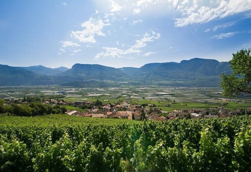 Отель Panorama Tramin