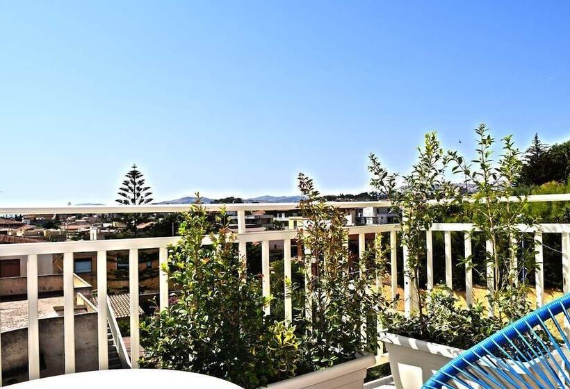 تختخواب و صبحانه Bella Villa