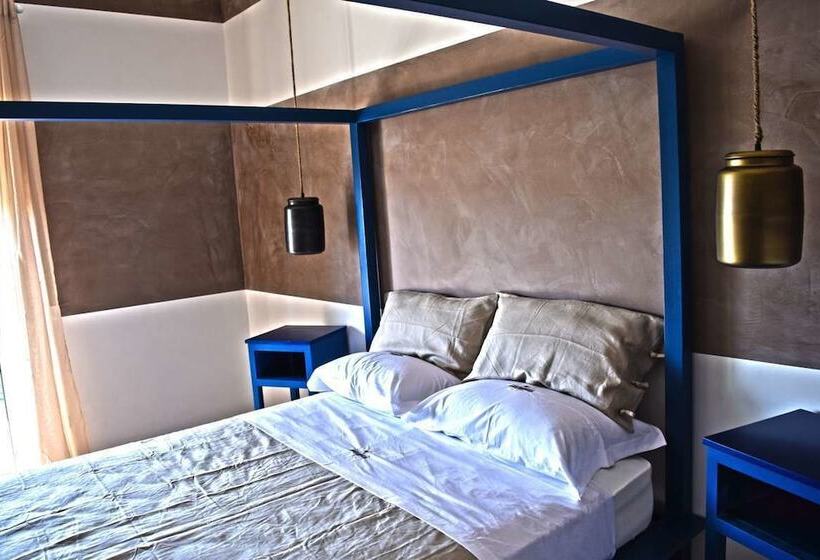 تختخواب و صبحانه Bella Villa