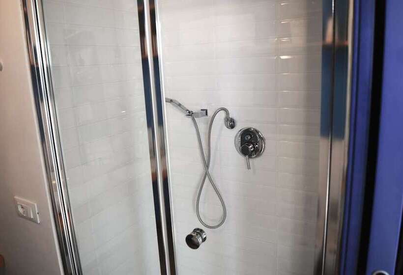 تختخواب و صبحانه Bella Villa