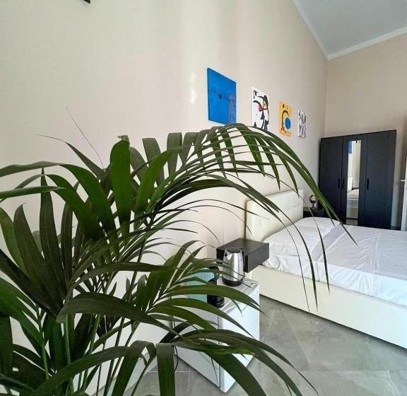 تختخواب و صبحانه Calua Experience View