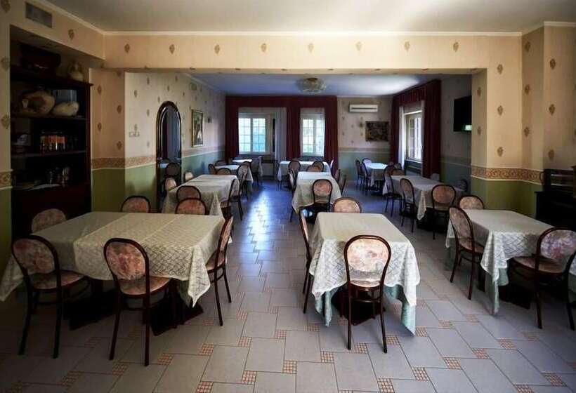فندق فئة نجمة واحدة La Brocca
