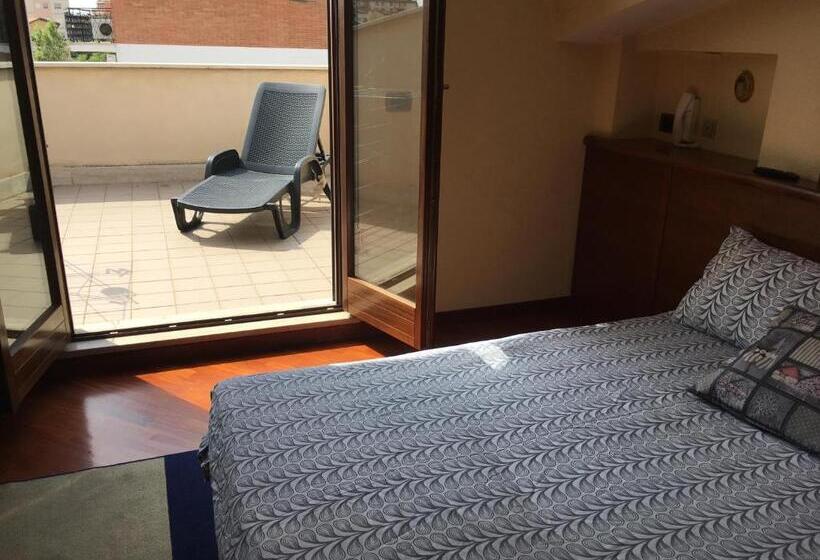 Jfk B & B