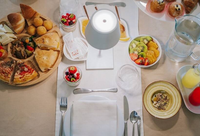 تختخواب و صبحانه Villa Sece  Luxury Rooms