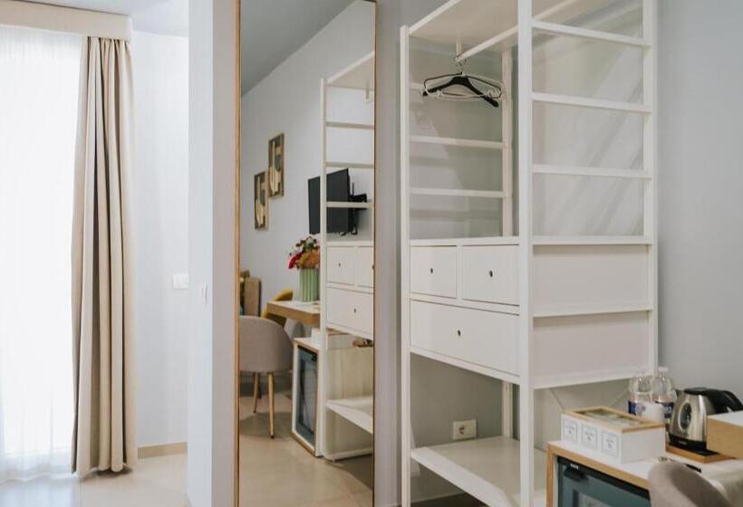 تختخواب و صبحانه Villa Sece  Luxury Rooms