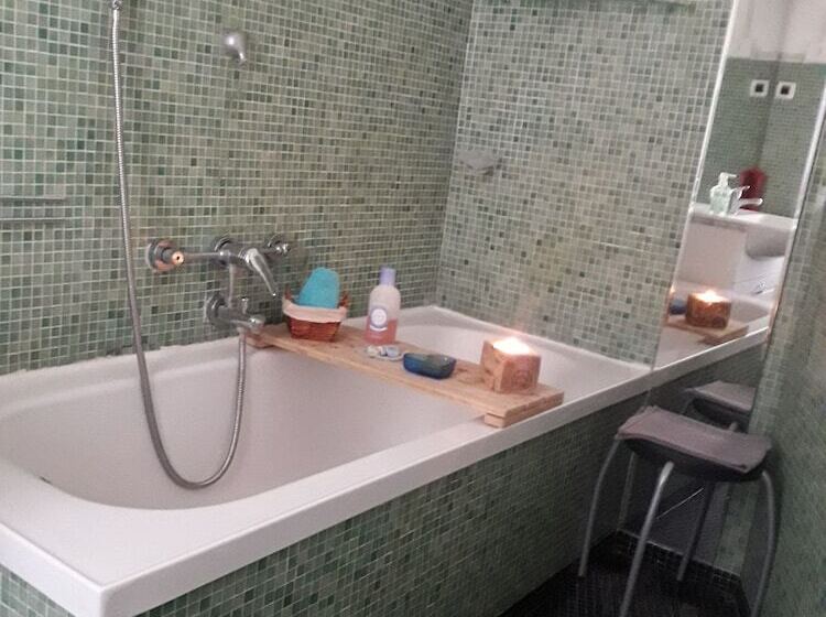 پانسیون Il Riposo Del Guerriero Guesthouse