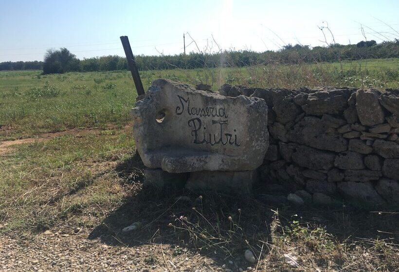 فندق ريفى Agriturismo Masseria Piutri