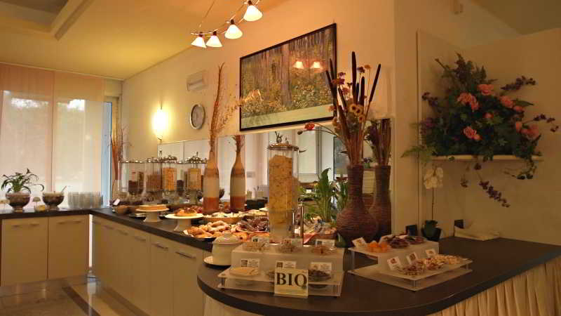 هتل Ambassador Suite