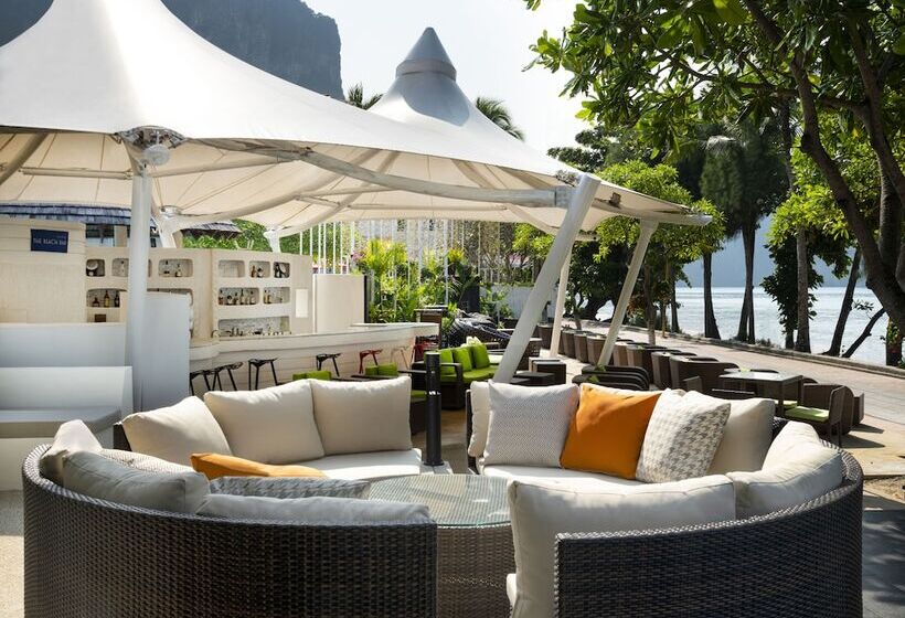 هتل Aonang Villa Resort I Beach Front