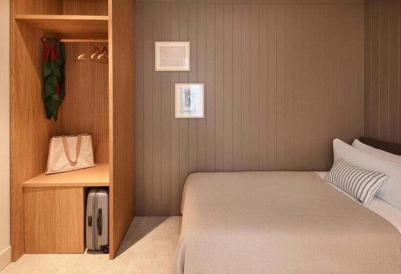 Отель Casa Teva Barcelona