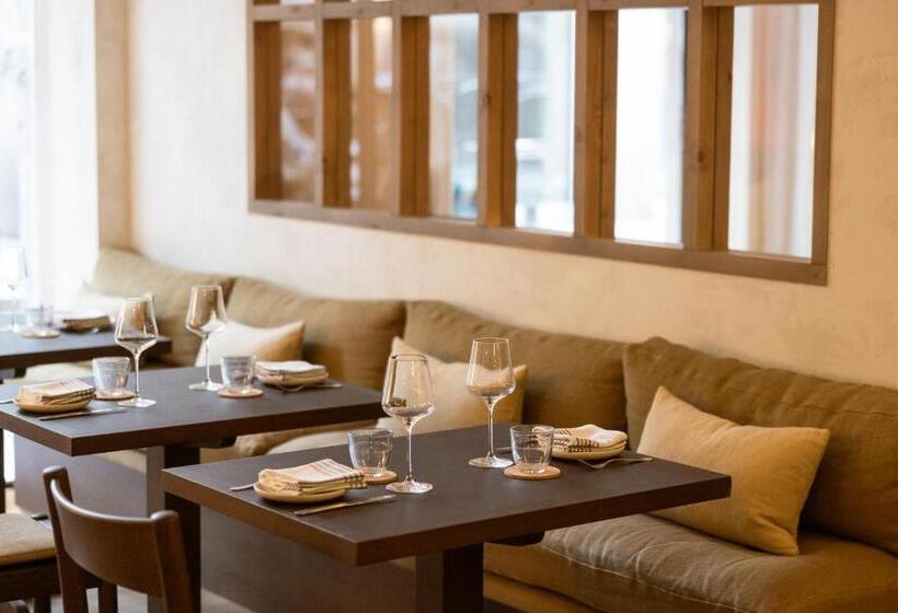 Отель Casa Teva Barcelona