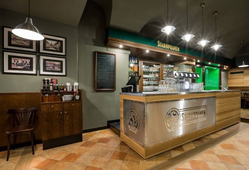 هتل Concertino Zlata Husa