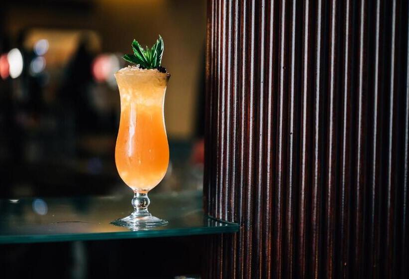 בית מלון כפרי Crowne Plaza   Belfast, An Ihg