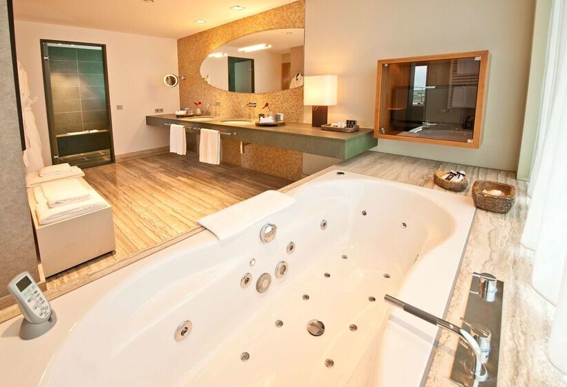 Dorint Hotel Am Heumarkt Köln