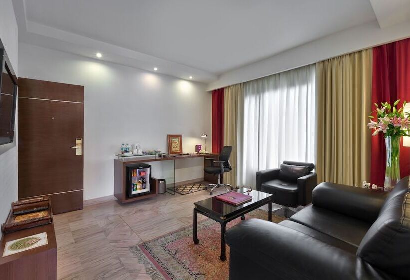 בית מלון כפרי Park Regis Jaipur