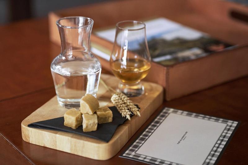 בית מלון כפרי The Glasshouse, Autograph Collection