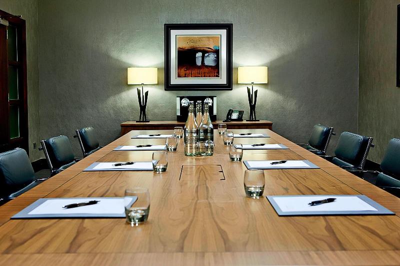 בית מלון כפרי The Glasshouse, Autograph Collection