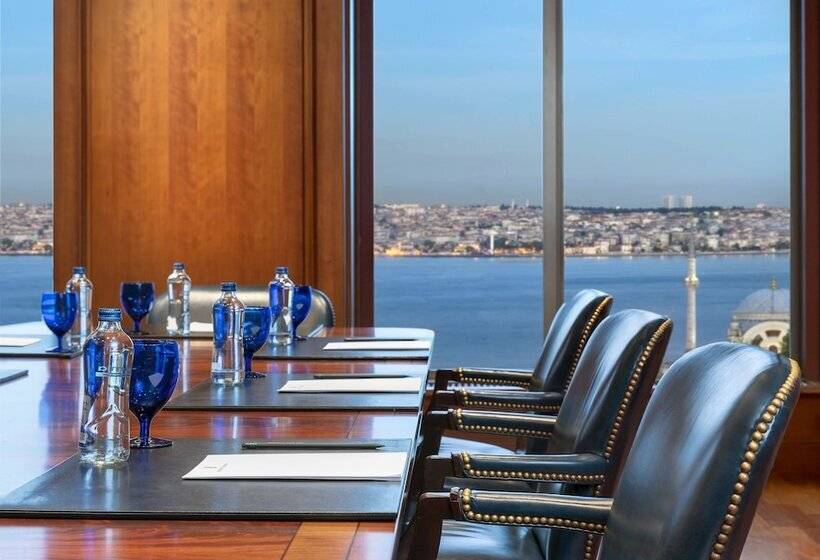 Hotel The Ritz Carlton, Istanbul At The Bosphorus