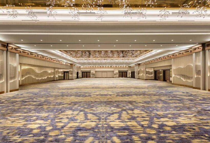 Hotel The Ritz Carlton, Istanbul At The Bosphorus