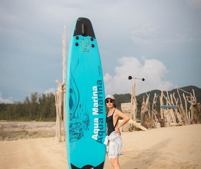 استراحتگاه The Aiyapura Koh Chang