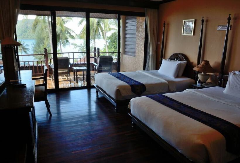 استراحتگاه The Aiyapura Koh Chang