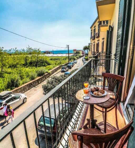 تختخواب و صبحانه Scognamiglio Suites