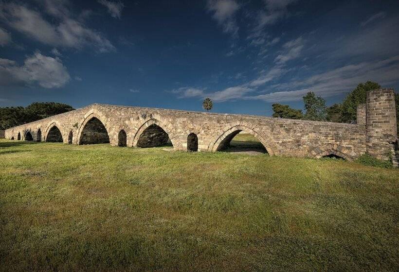 تختخواب و صبحانه Suite Del Ponte Normanno