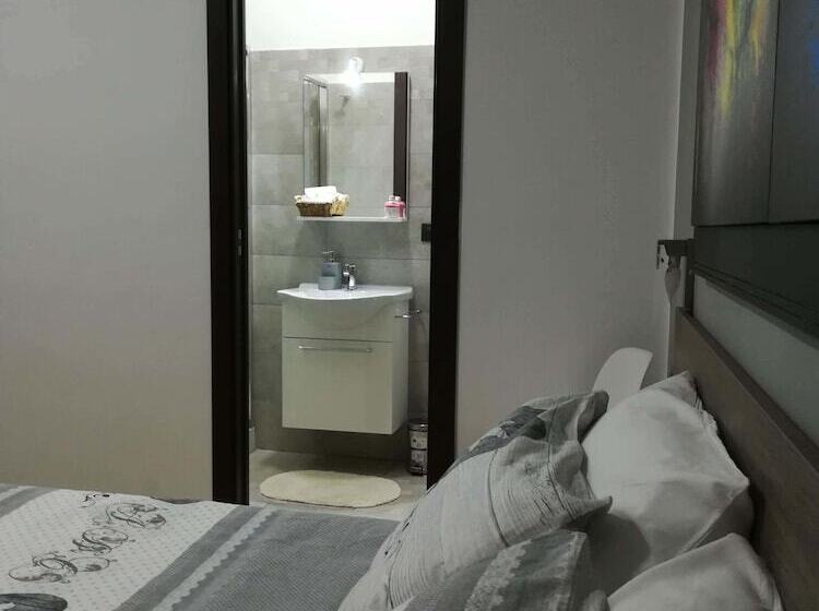 تختخواب و صبحانه Sylva Mala Home