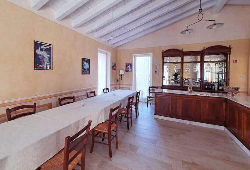 ホテル Borgo Alla Sorgente