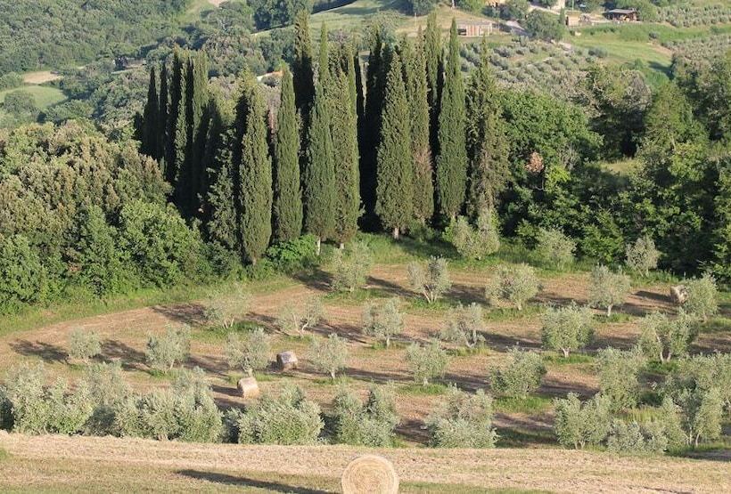 فندق ريفى Agriturismo Il Poderuccio