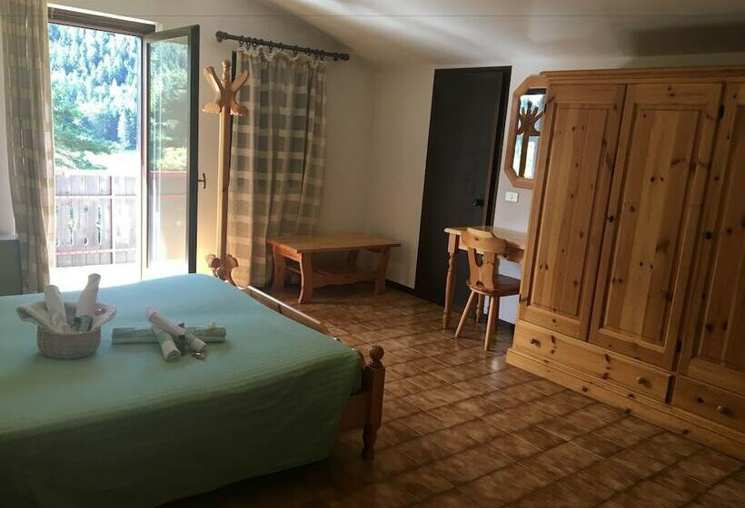 فندق Sorgente Borno