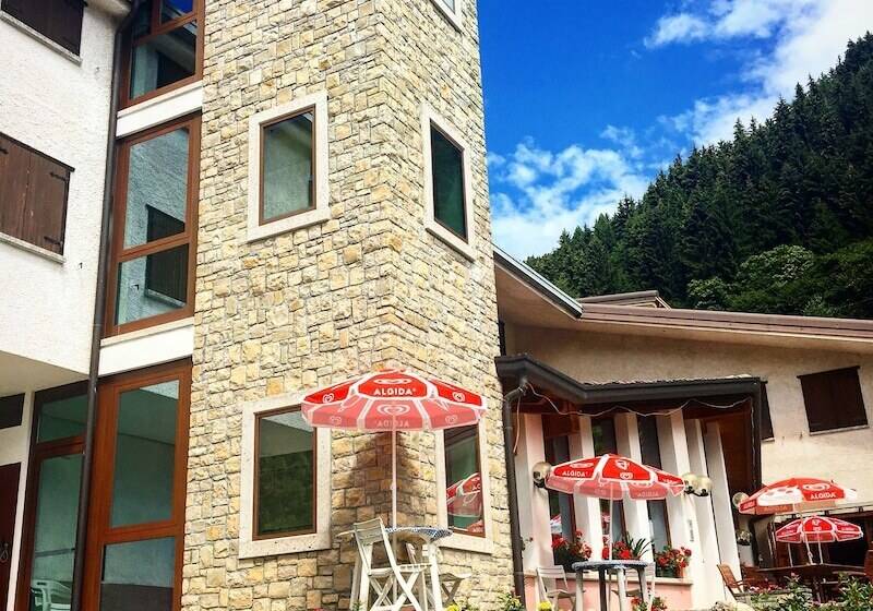 فندق Sorgente Borno