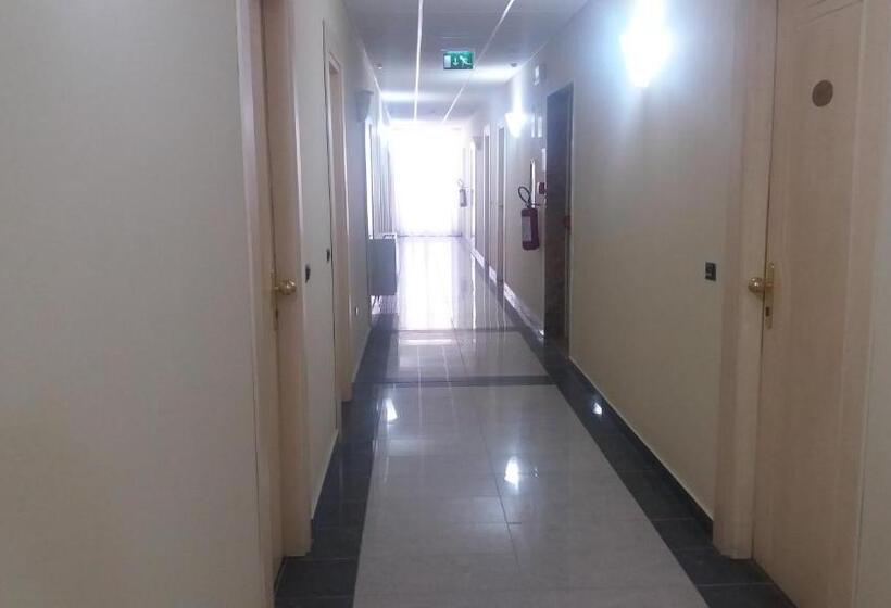 هتل Villa Damanti