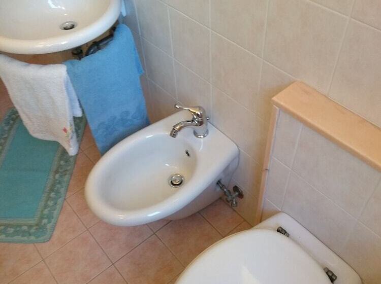 مبيت وإفطار Edera Rooms And Apartment