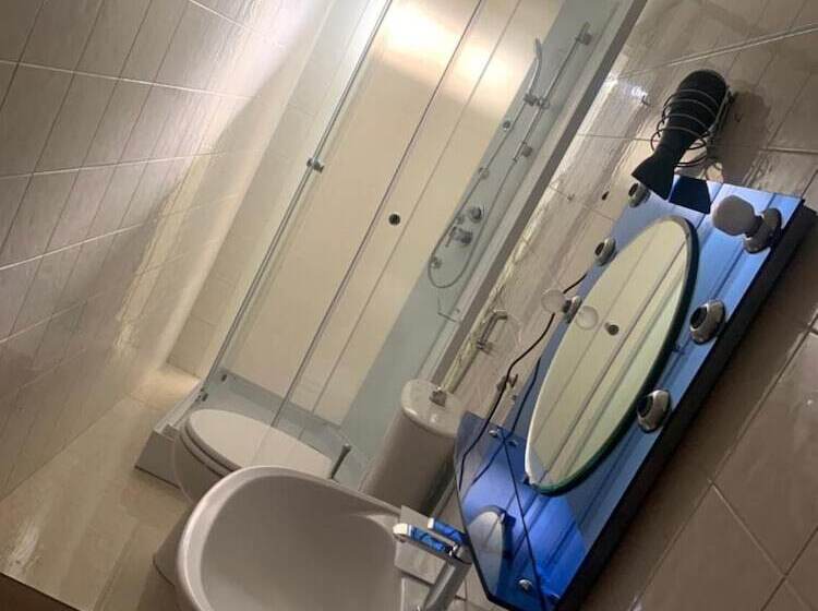 تختخواب و صبحانه Harmony Rooms