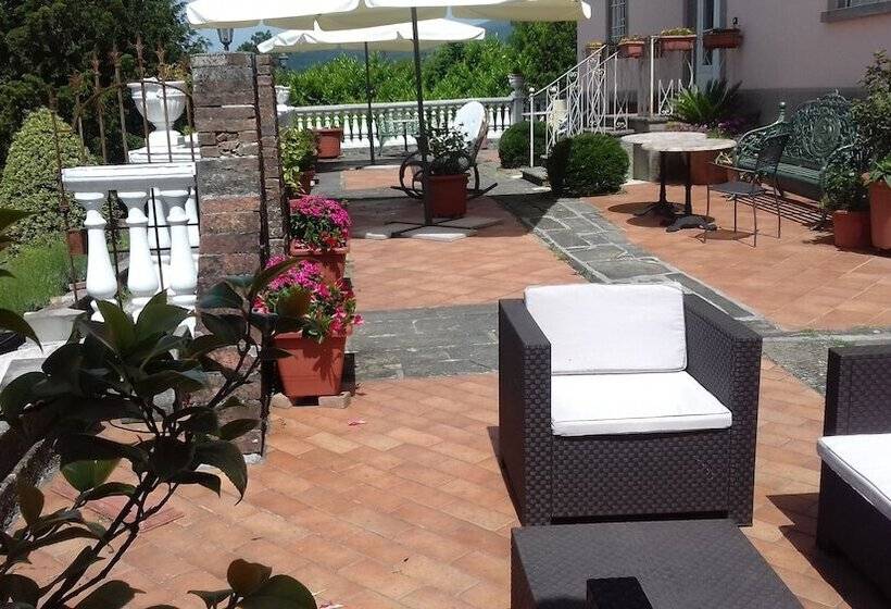 مبيت وإفطار Villa Belvedere