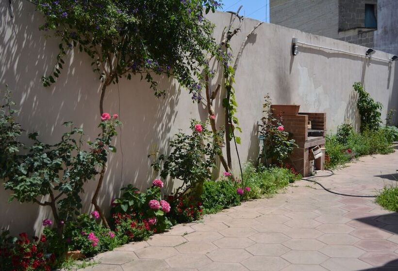 تختخواب و صبحانه Villa Felice